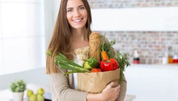carrying-vegetables-adentaloffice